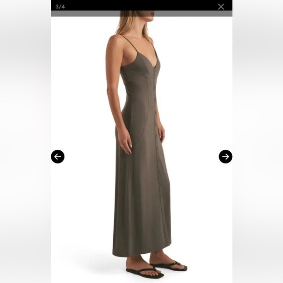 Favorite Daughter Dresses & Skirts - Favorite Daughter Into You Fitted Maxi Dress in Kalamata Olive Green size XS